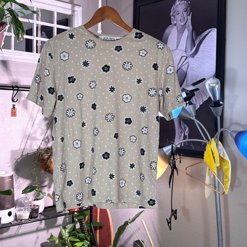Jaclyn Smith Sport Floral Ribbed Short Sleeve Top Beige Black Size M